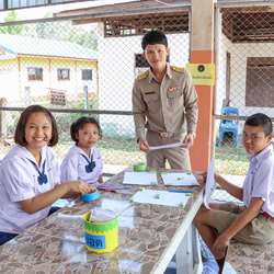 09-การเลือกและนับคะแนนเสียงเลือกตั้งประธานนักเรียน[13-03-2560]